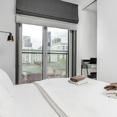 Beautiful Apartment With Parking In Mennica Residence Warsaw Exterior photo