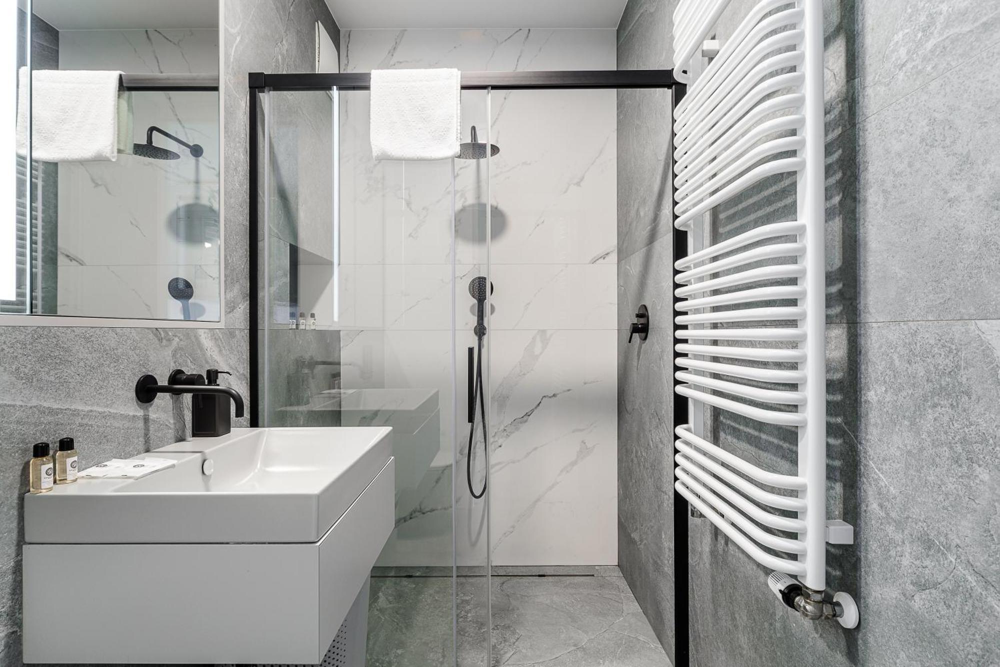 Beautiful With Parking In Mennica * Warsaw